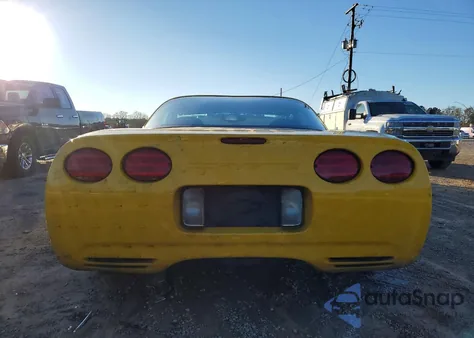 2001 Chevrolet Corvette из США, поврежденный, VIN 1G1YY22G2Y5102554